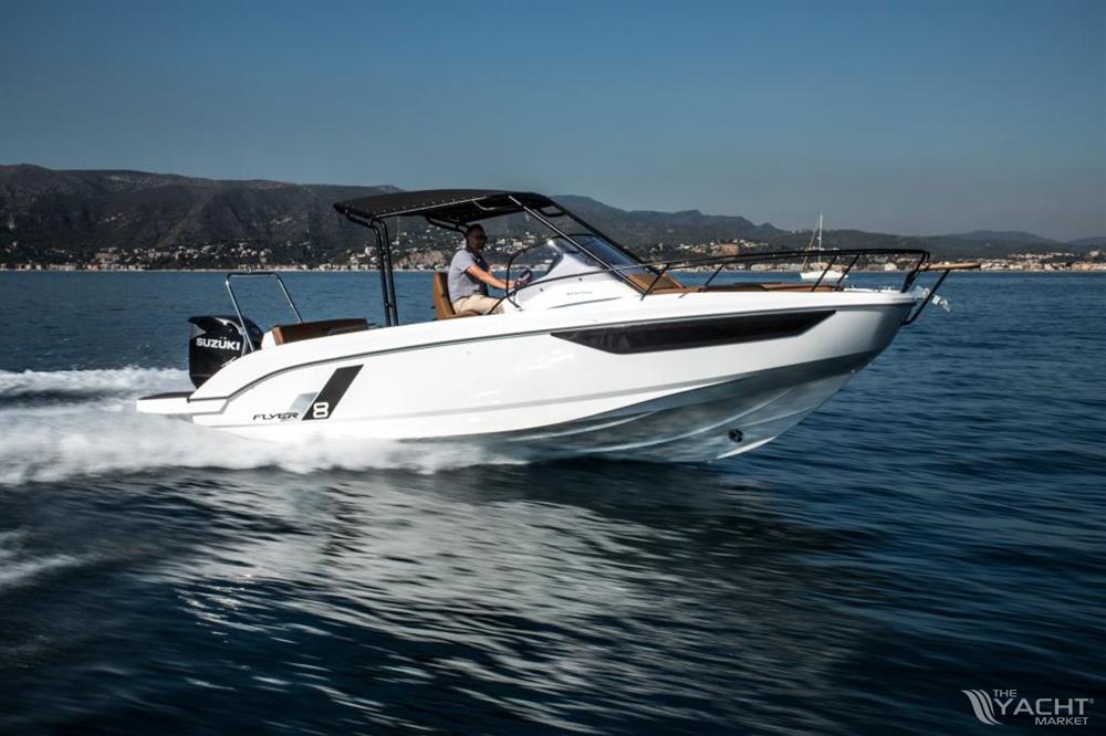 Beneteau Flyer 8 SUNdeck