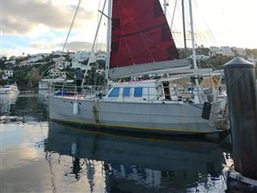 Meta Yachts globe troller