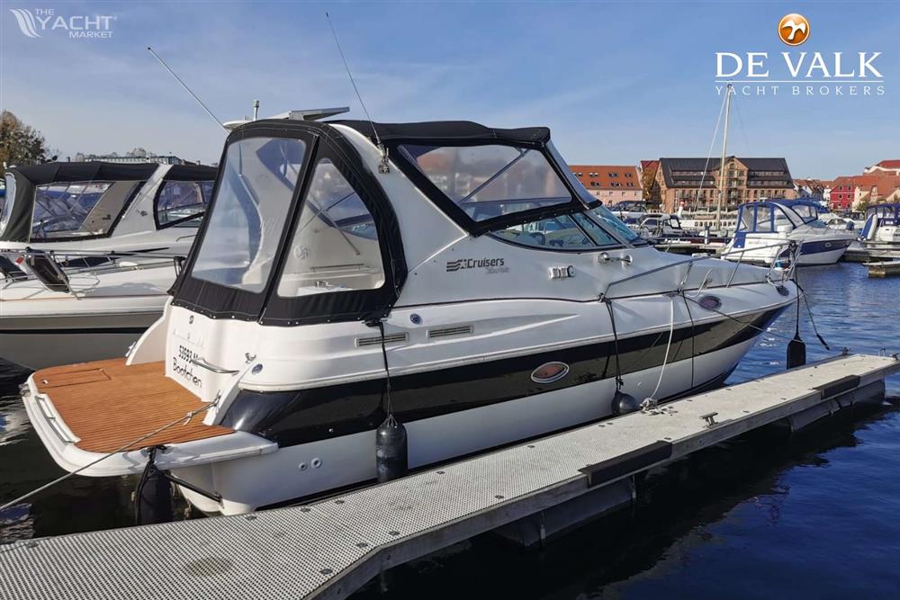 Cruisers Yachts 3075 Rogue - Picture 1