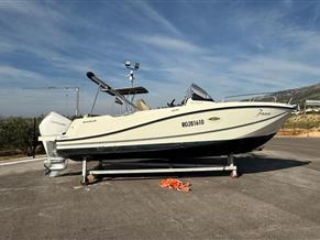 Quicksilver ACTIV 755 SUNDECK