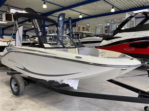 BAYLINER M17