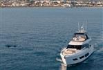 FERRETTI YACHTS 720