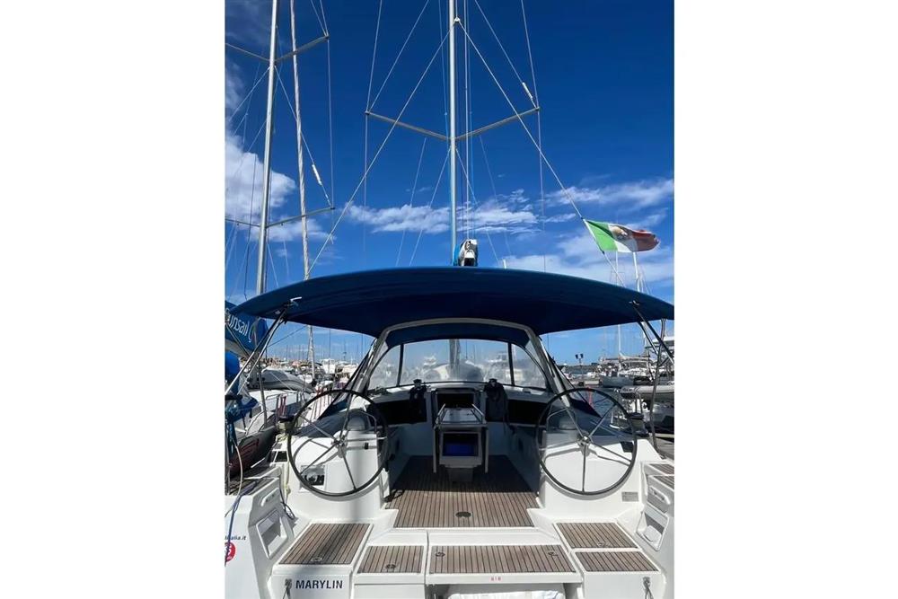Beneteau Oceanis 48