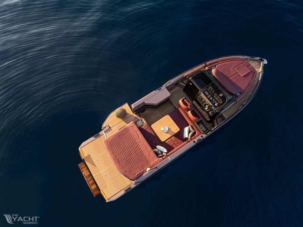 Cranchi A32 LT - NEW preorder fra