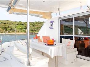 Leopard Catamarans Leopard 38