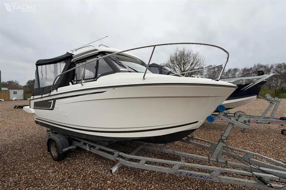 Jeanneau MERRY FISHER 605 SERIE 2