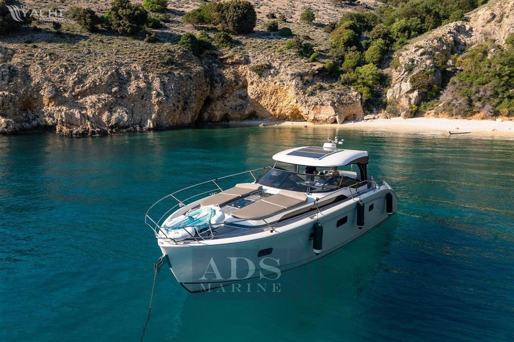 Bavaria DEEP BLUE 46 - 1