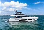 Ferretti Yachts 720