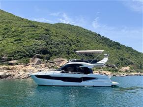 Galeon 400 Fly