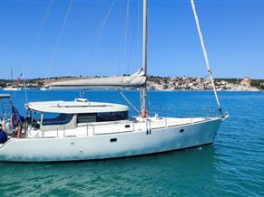 Dufour Atoll 43 Owner's Version