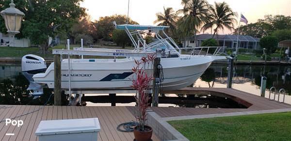 Aquasport Explorer 245 - 1998 Aquasport Explorer 245 - Photo #1