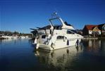 Birchwood Crusader 400 Flybridge