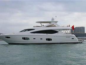 Sunseeker 88 Yacht