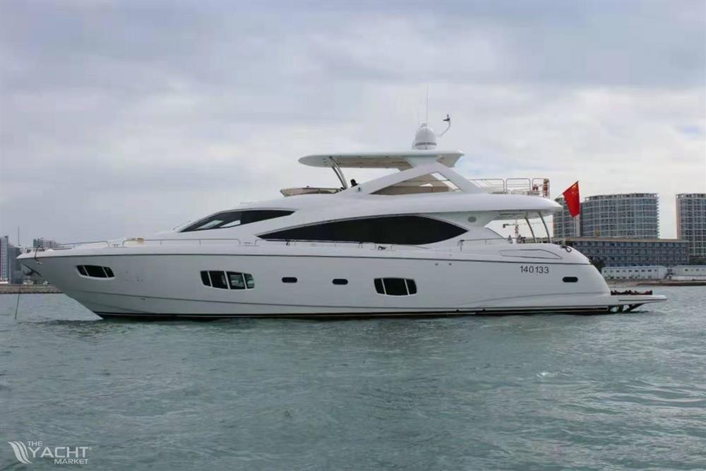 Sunseeker 88 Yacht
