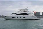 Sunseeker 88 Yacht