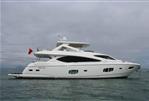 Sunseeker 88 Yacht