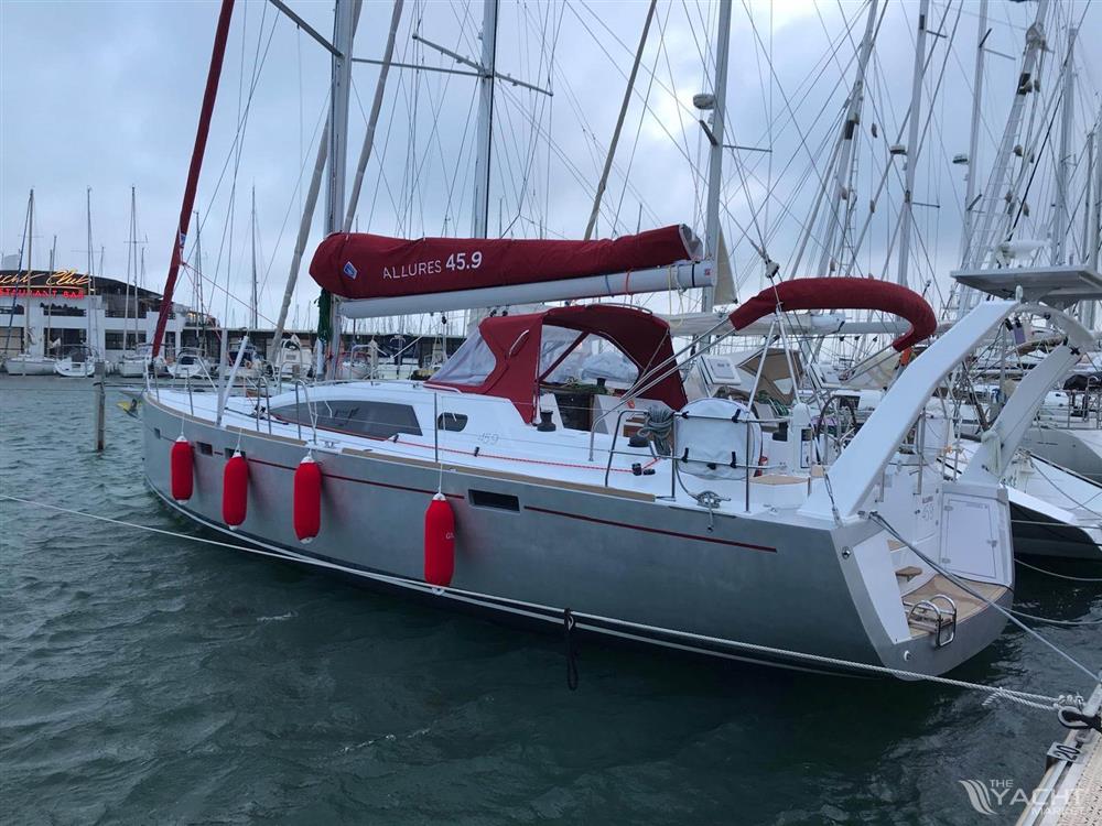 Allures  Yachting France 45.9