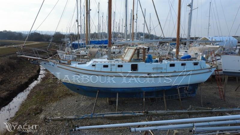 Bruce Roberts Spray 42