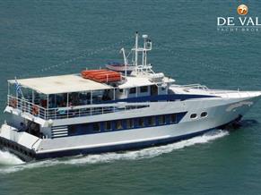 Day Passengers Ship 25 M