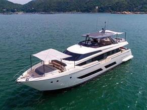 Ferretti Yachts 850