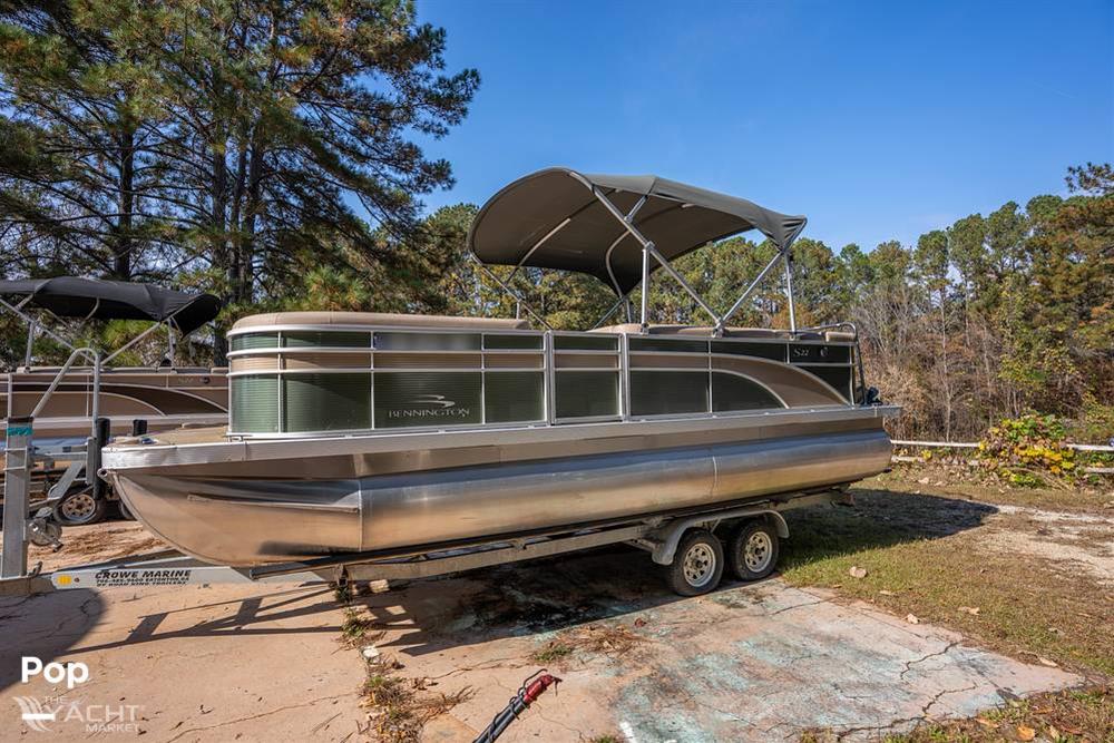 Bennington S22 - 2023 Bennington S22 - Photo #1