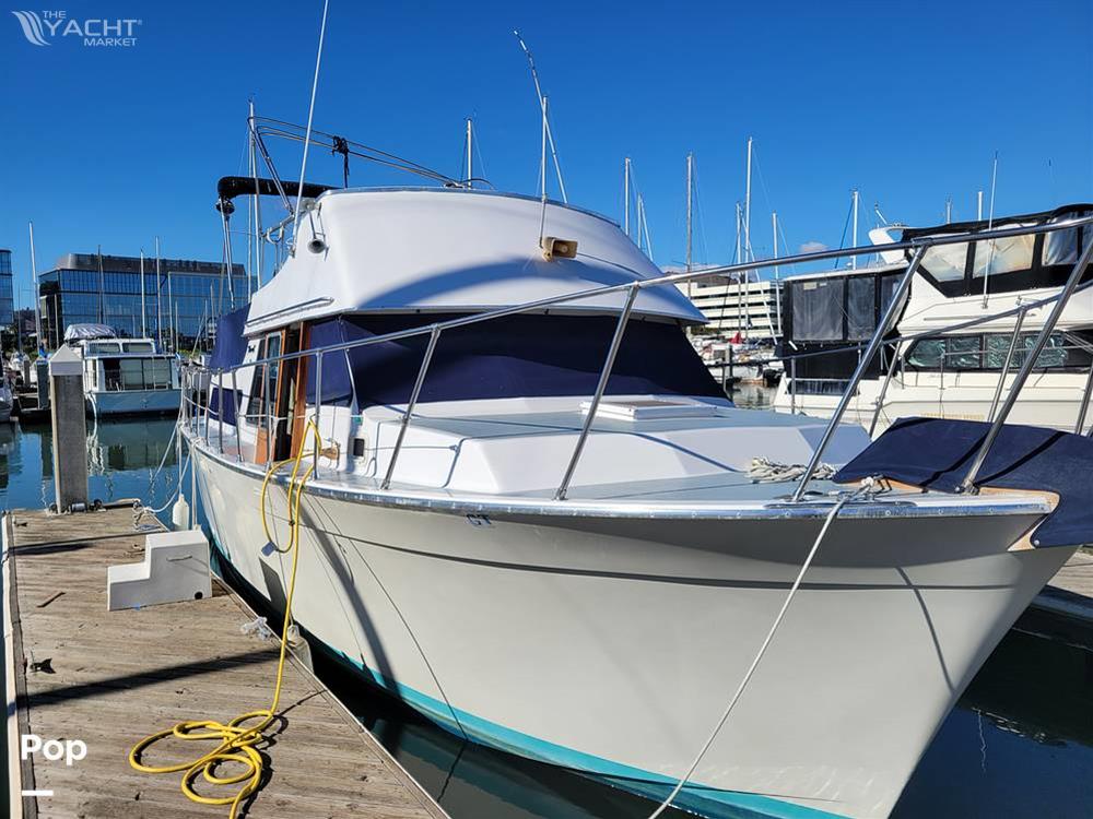 Tollycraft 34 Tri-Cabin - 1981 Tollycraft 34 Tri-Cabin - Photo #1