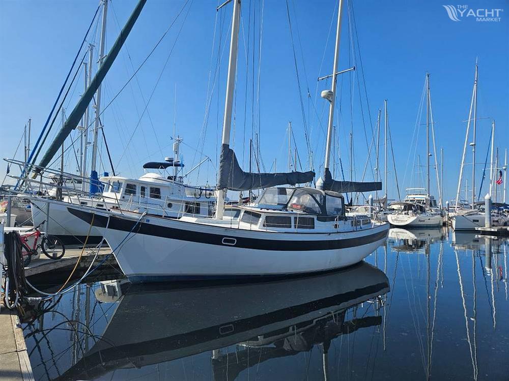 Islander Freeport - 1977 Islander Freeport - Photo #1