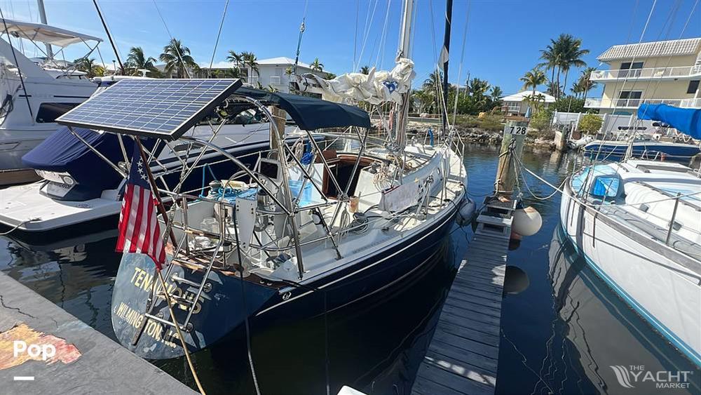 Ericson Yachts 35.3 STD - 1986 Ericson Yachts 35.3 STD - Photo #1