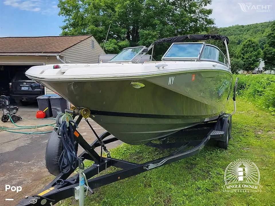 Regal 22 Fasdeck - 2016 Regal 22 Fasdeck - Photo #1