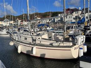 Island Packet 29 Long Keel Cutter Rig