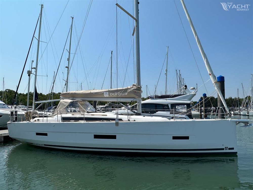 Dufour 430