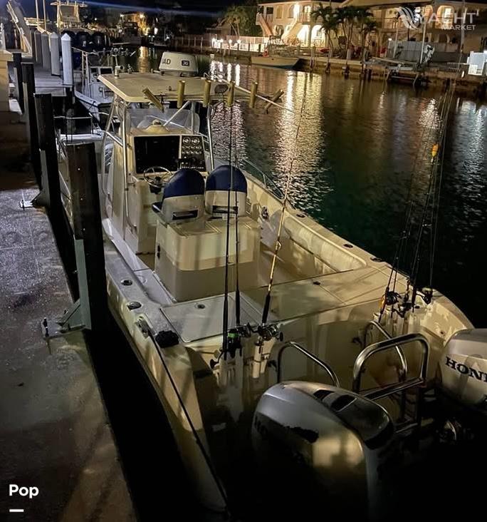 World Cat 246 SF - 1999 World Cat 246 SF - Photo #1