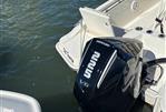 Boston Whaler 220 DAUNTLESS - 2025 Boston Whaler 220 DAUNTLESS - Photo #5