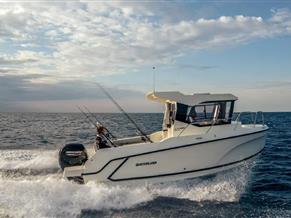 Quicksilver 625 Pilothouse