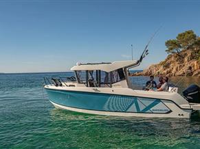 Quicksilver 805 Pilothouse