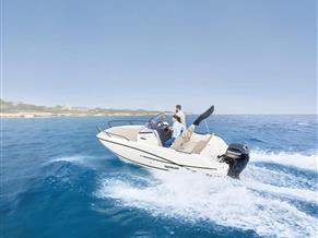 Quicksilver Activ 605 Sundeck