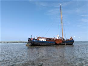 Tjalk Groninger woon-zeiltjalk