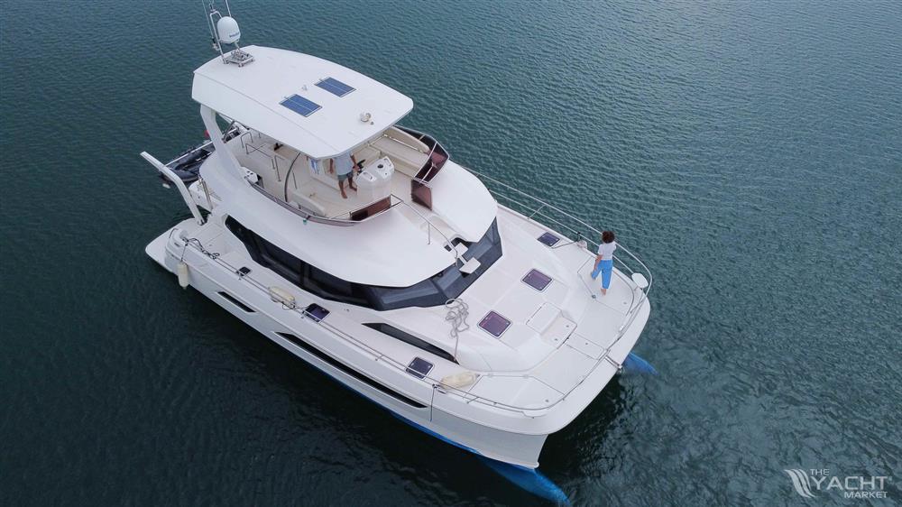 AQUILA POWER YACHT AQUILA  44