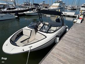 Sea Ray SPX 210