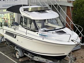Jeanneau Merry Fisher 605