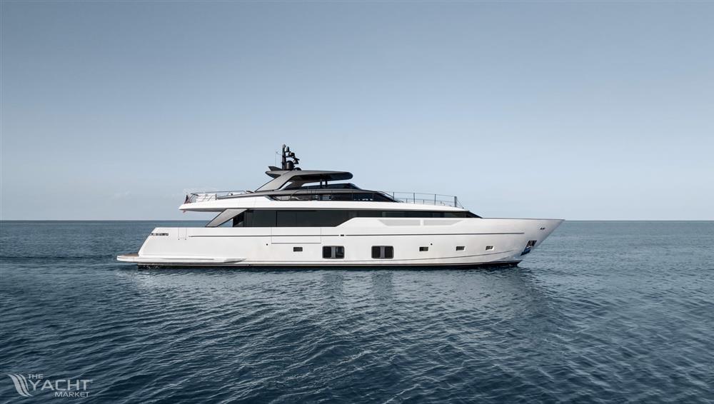 Sanlorenzo SL106 Asymmetric