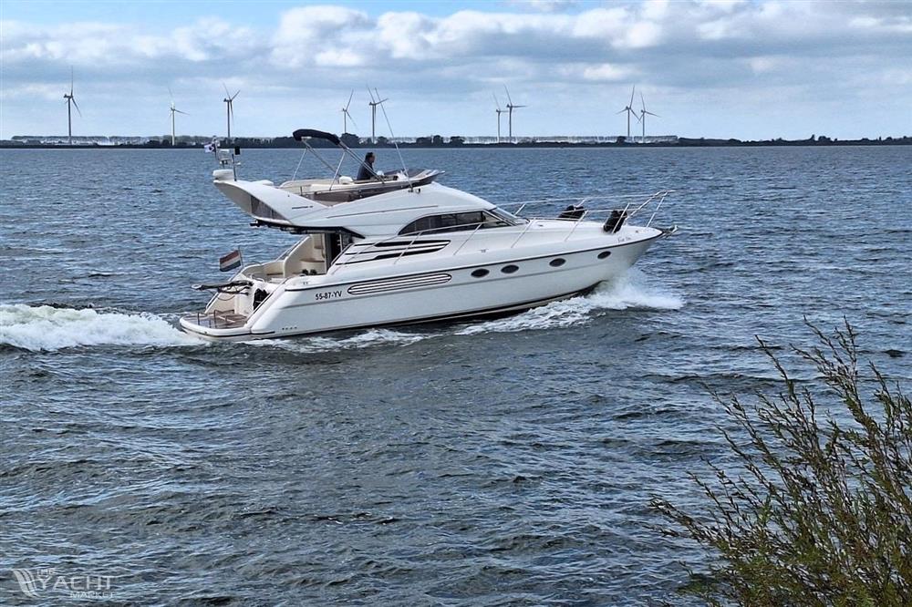 Fairline Phantom 42