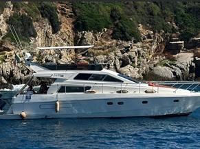 FERRETTI 480
