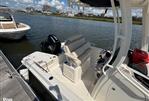 Boston Whaler 220 Dauntless - 2025 Boston Whaler 220 Dauntless - Photo #3