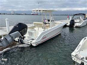 Boston Whaler 230 Outrage