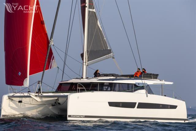 Fountaine Pajot Aura 51