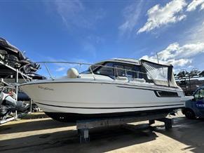 Jeanneau Merry Fisher 795