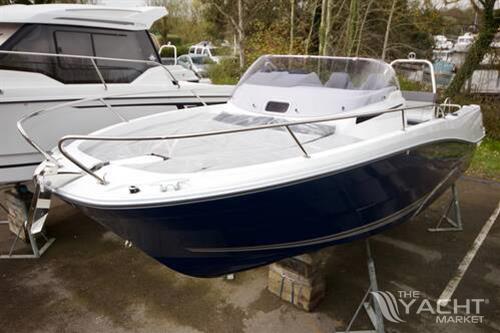 Jeanneau Cap Camarat 6.5WA Series 3