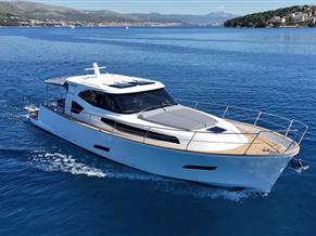 Monachus MY 47 Retro Cruiser