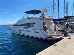 Fairline SQUADRON 62